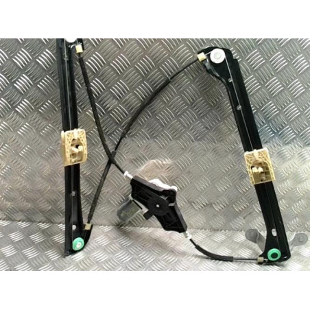 Leve vitre electrique avant droit VOLKSWAGEN GOLF 7 PHASE 1 d’occasion