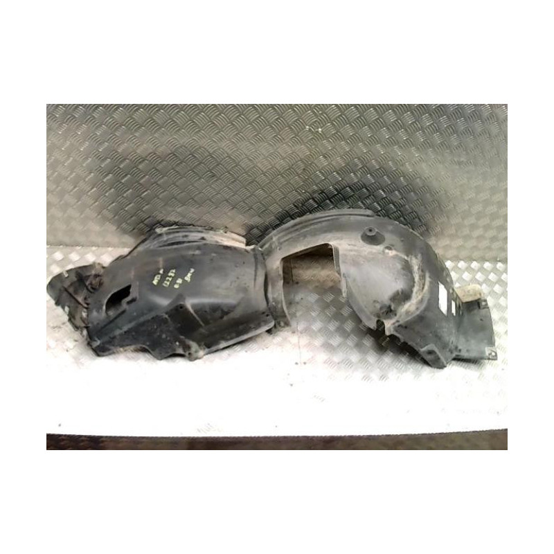 Pare boue avant droit BMW SERIE 1 E81 d’occasion