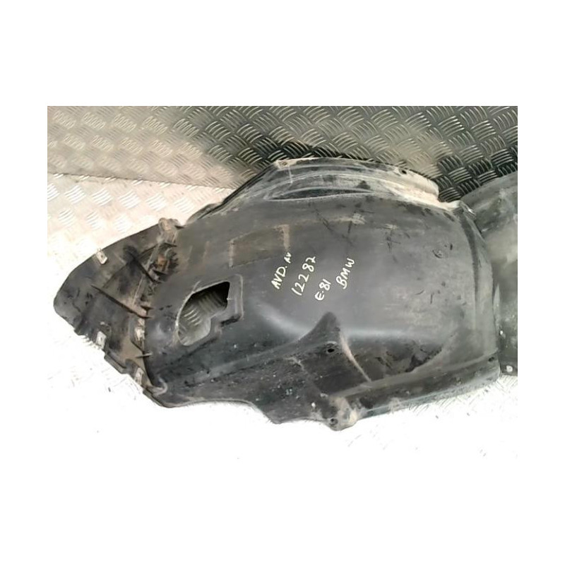 Pare boue avant droit BMW SERIE 1 E81 d’occasion