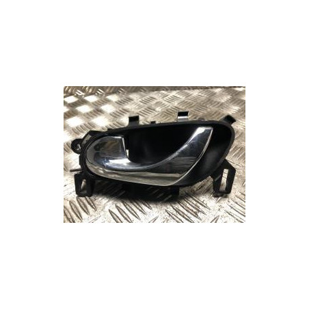 Poignee interieur avant gauche NISSAN QASHQAI 2 PHASE 1 d’occasion