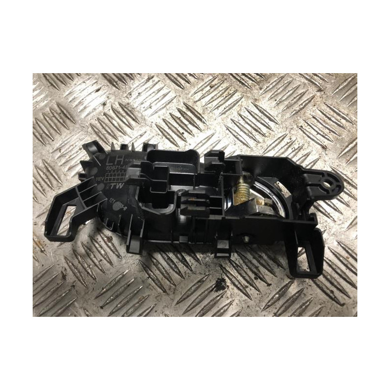 Poignee interieur avant gauche NISSAN QASHQAI 2 PHASE 1 d’occasion