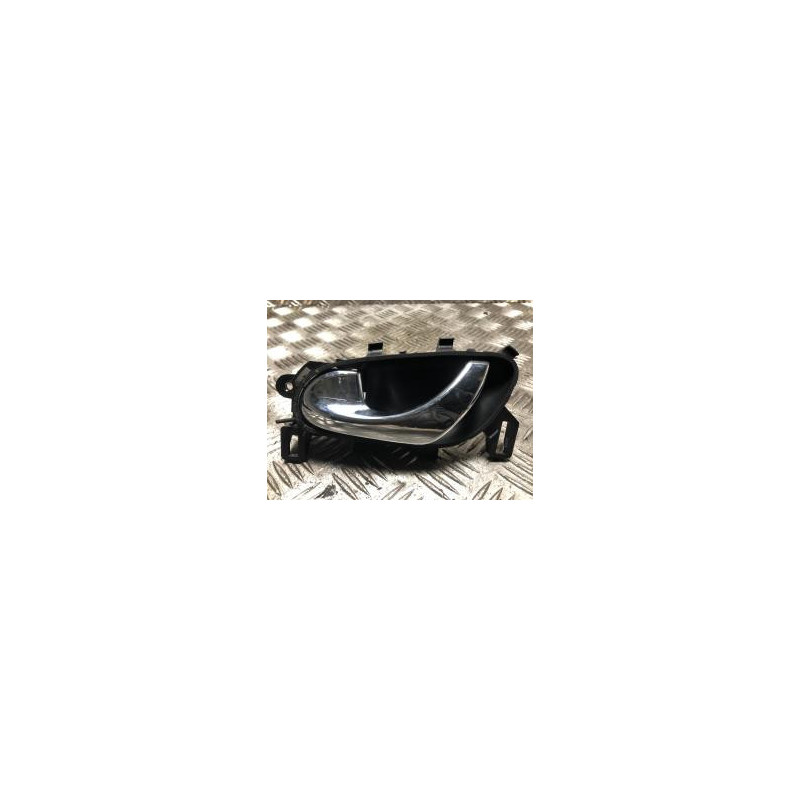 Poignee interieur arriere gauche NISSAN QASHQAI 2 PHASE 1 d’occasion