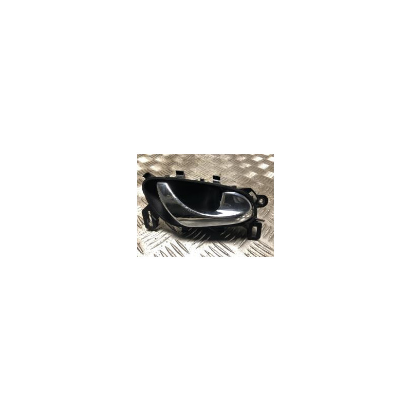 Poignee interieur avant droit NISSAN QASHQAI 2 PHASE 1 d’occasion