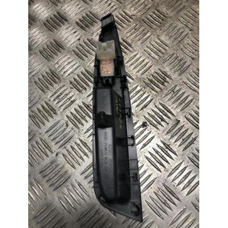Interrupteur de leve vitre arriere droit NISSAN QASHQAI 2 PHASE 1 d’occasion
