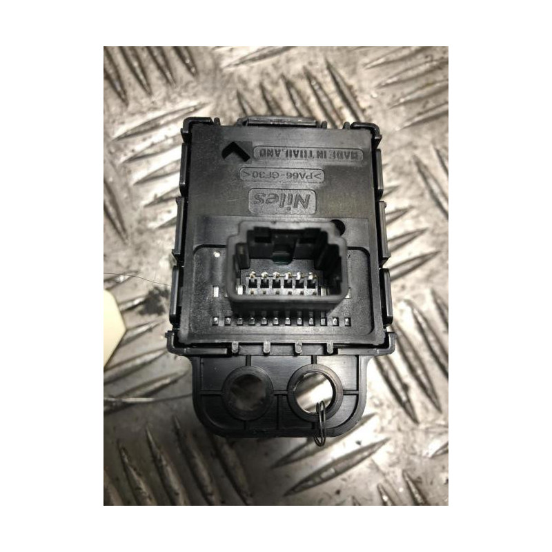 Poignee electrique frein a main NISSAN QASHQAI 2 PHASE 1 d’occasion