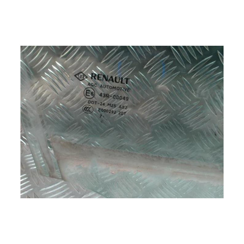 Vitre avant droit RENAULT LAGUNA 3 PHASE 1 d’occasion