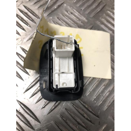Interrupteur de leve vitre arriere droit PEUGEOT 2008 1 PHASE 1 d’occasion