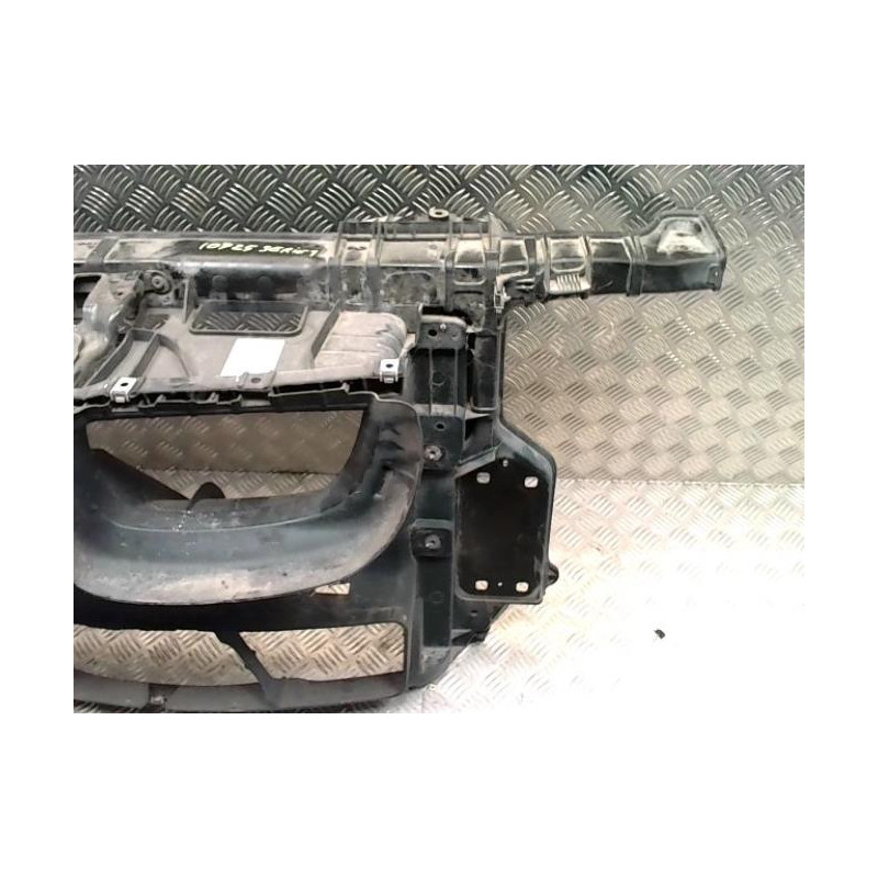 Armature avant, Masque avant BMW SERIE 1 E87 PHASE 1 d’occasion