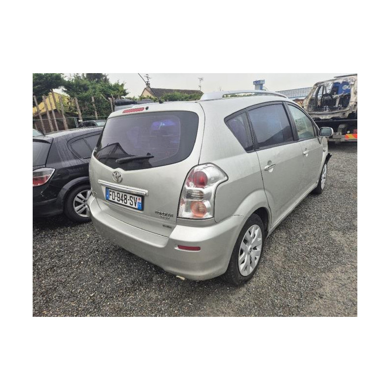 Traverse superieure TOYOTA COROLLA VERSO 2 PHASE 2 d’occasion