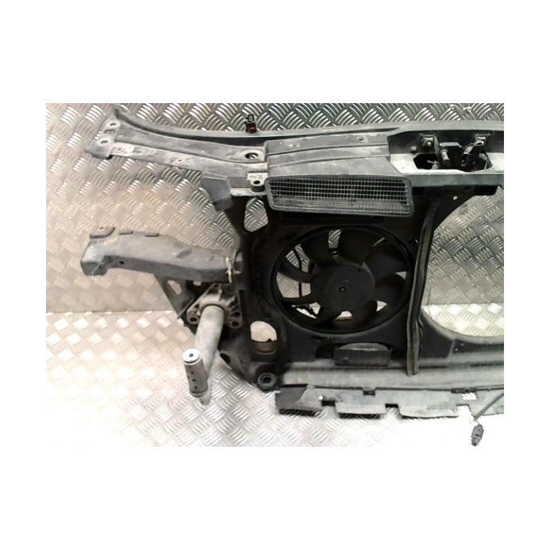 Armature avant, Masque avant AUDI A6 2 AVANT PHASE 2 BREAK d’occasion