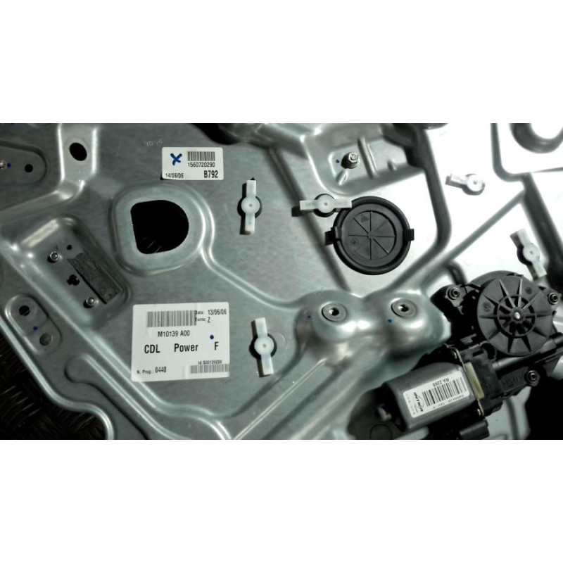 Leve vitre electrique arriere gauche ALFA ROMEO 159 d’occasion