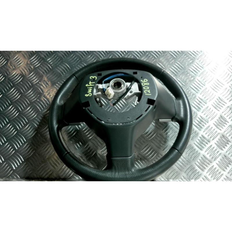 Volant SUZUKI SWIFT 3 d’occasion