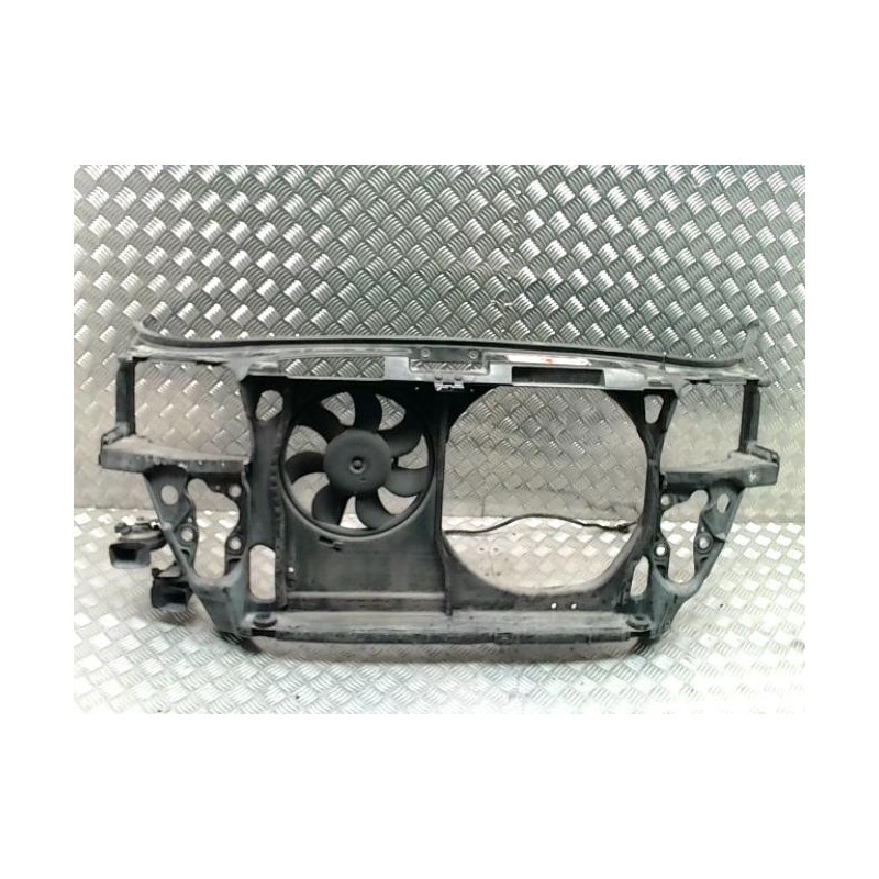 Armature avant, Masque avant AUDI A4 1 PHASE 1 d’occasion