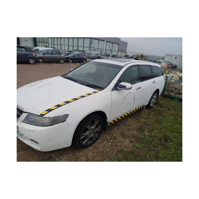 Calandre HONDA ACCORD 7 PHASE 1 BREAK d’occasion