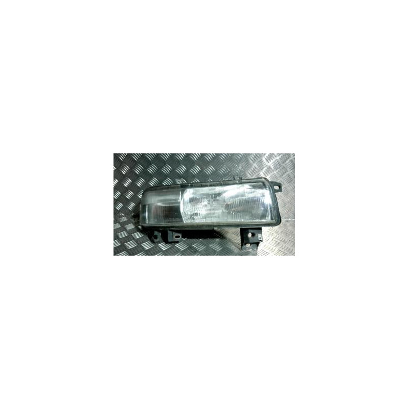 Optique avant principal droit (feux)(phare) RENAULT MASTER 2 PHASE 1 d’occasion