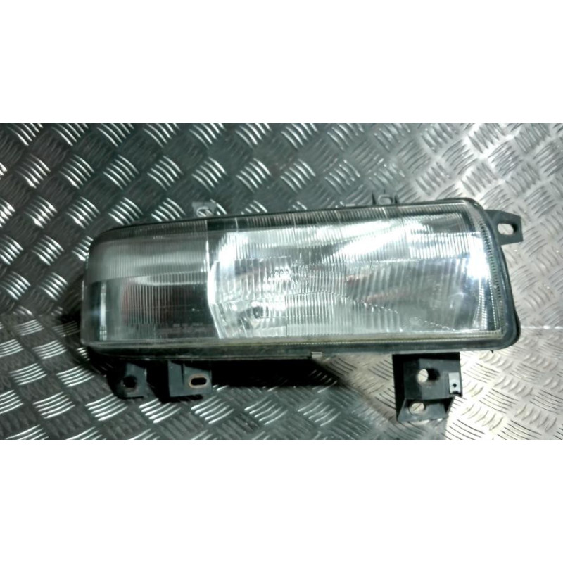 Optique avant principal droit (feux)(phare) RENAULT MASTER 2 PHASE 1 d’occasion