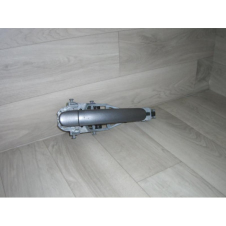 Poignee porte arriere droit VOLKSWAGEN GOLF 5 d’occasion