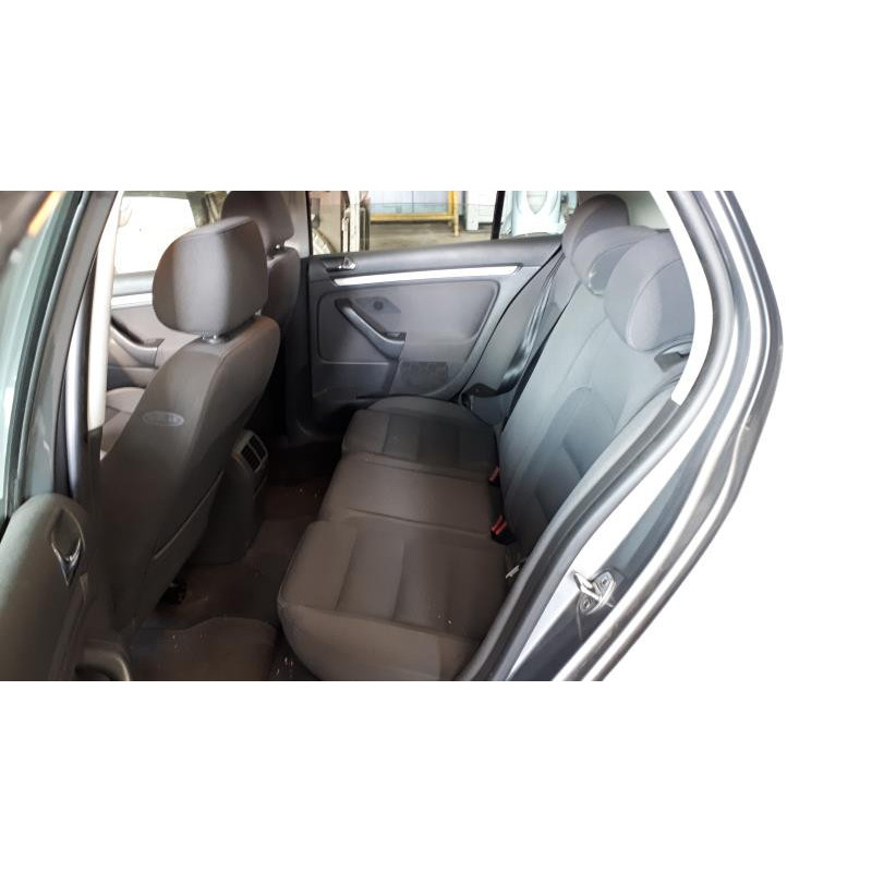 Poignee porte arriere droit VOLKSWAGEN GOLF 5 d’occasion