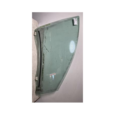 Vitre avant droit RENAULT MEGANE 3 PHASE 1 d’occasion