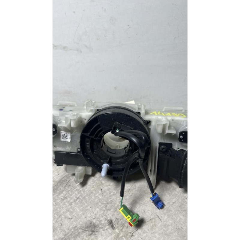 Com (Bloc Contacteur Tournant+Commodo Essuie Glace+Commodo Phare) RENAULT MEGANE 3 PHASE 1 d’occasion