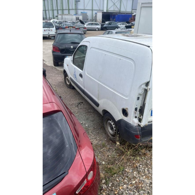 Pare boue avant droit RENAULT KANGOO 1 PHASE 1 d’occasion