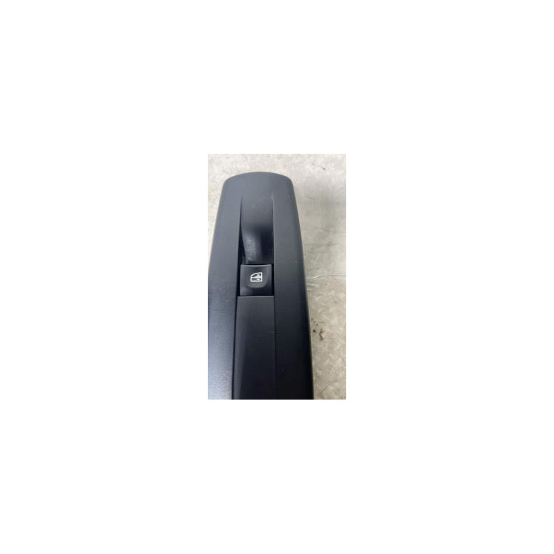 Interrupteur de leve vitre avant droit RENAULT MEGANE 3 PHASE 1 d’occasion