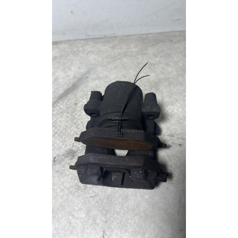 Etrier avant gauche (freinage) VOLKSWAGEN GOLF 5 BREAK d’occasion