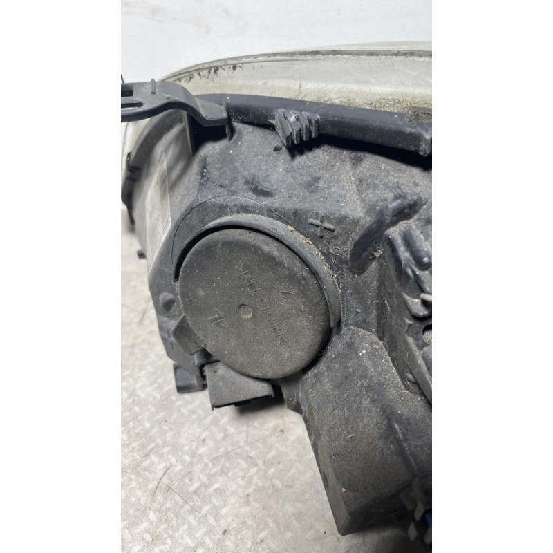 Optique avant principal droit (feux)(phare) RENAULT MEGANE 3 PHASE 1 d’occasion