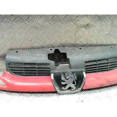 Calandre PEUGEOT 206 PHASE 1 d’occasion