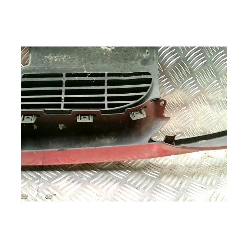 Calandre PEUGEOT 206 PHASE 1 d’occasion