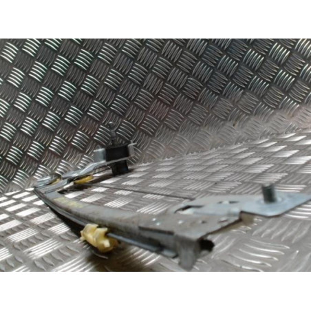 Leve vitre mecanique avant gauche RENAULT TRAFIC 2 PHASE 1 d’occasion