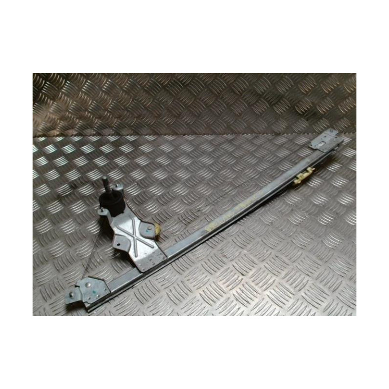 Leve vitre mecanique avant gauche RENAULT TRAFIC 2 PHASE 1 d’occasion