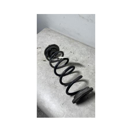 Ressort de suspension arriere gauche AUDI A3 3 SPORTBACK PHASE 2 d’occasion