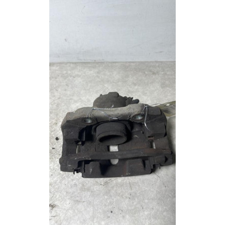 Etrier avant droit (freinage) NISSAN ALMERA TINO PHASE 1 d’occasion