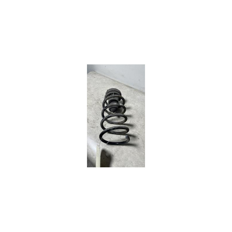 Ressort de suspension arriere gauche FIAT PUNTO 2 PHASE 1 d’occasion