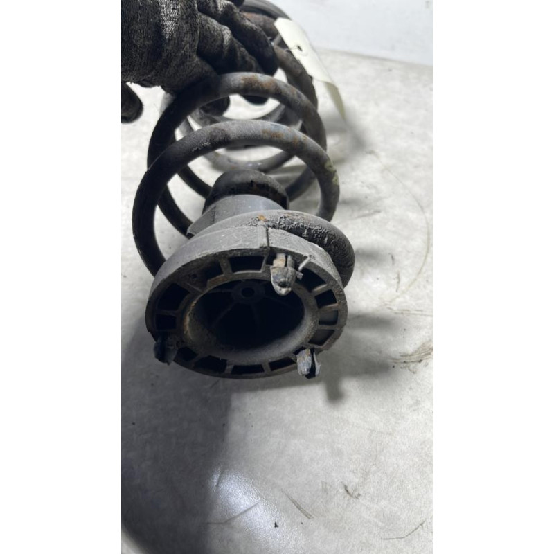 Ressort de suspension arriere droit FIAT PUNTO 2 PHASE 1 d’occasion
