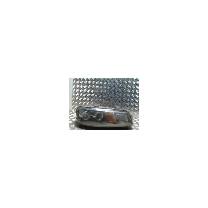 Optique avant principal droit (feux)(phare) FIAT PUNTO 2 PHASE 1 d’occasion