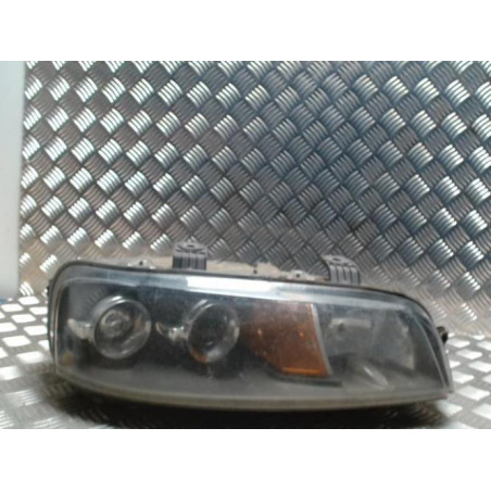 Optique avant principal droit (feux)(phare) FIAT PUNTO 2 PHASE 1 d’occasion