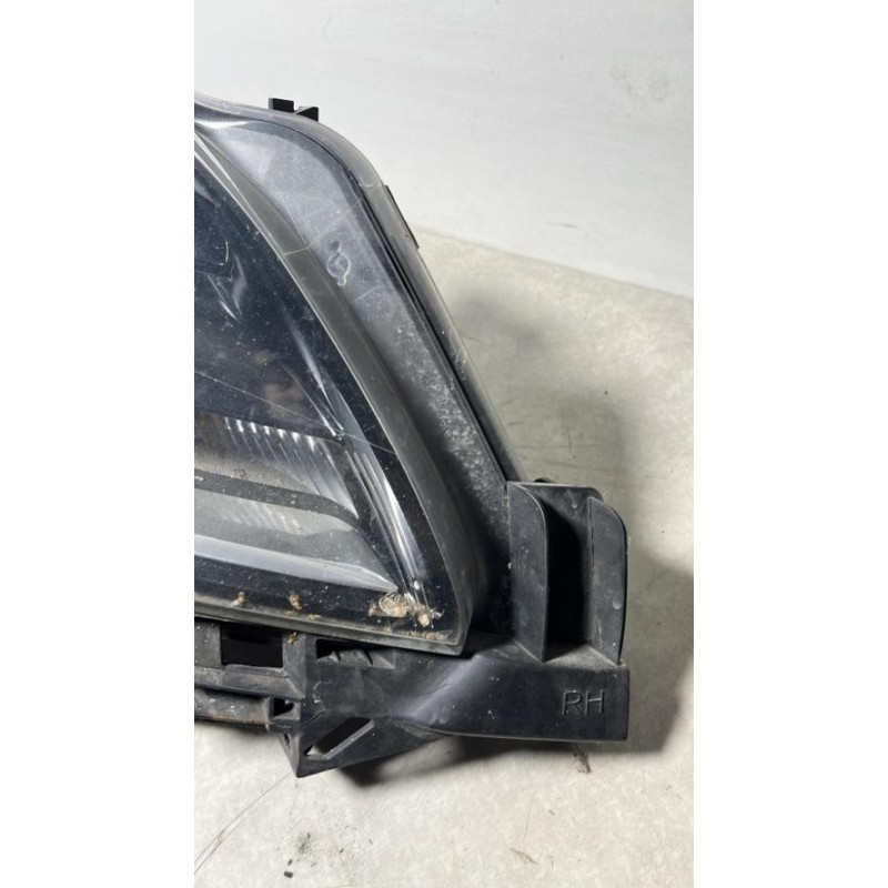 Optique avant principal droit (feux)(phare) OPEL ZAFIRA TOURER C PHASE 1 d’occasion
