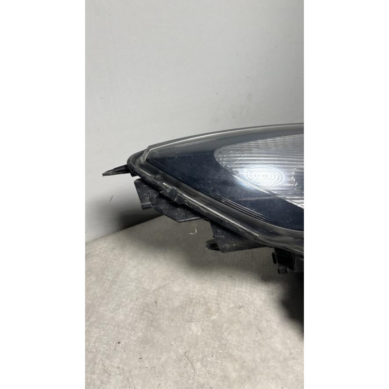 Optique avant principal droit (feux)(phare) OPEL ZAFIRA TOURER C PHASE 1 d’occasion