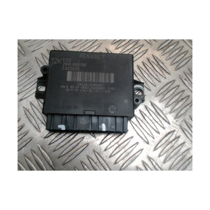 Module électronique RENAULT CAPTUR 2 d’occasion