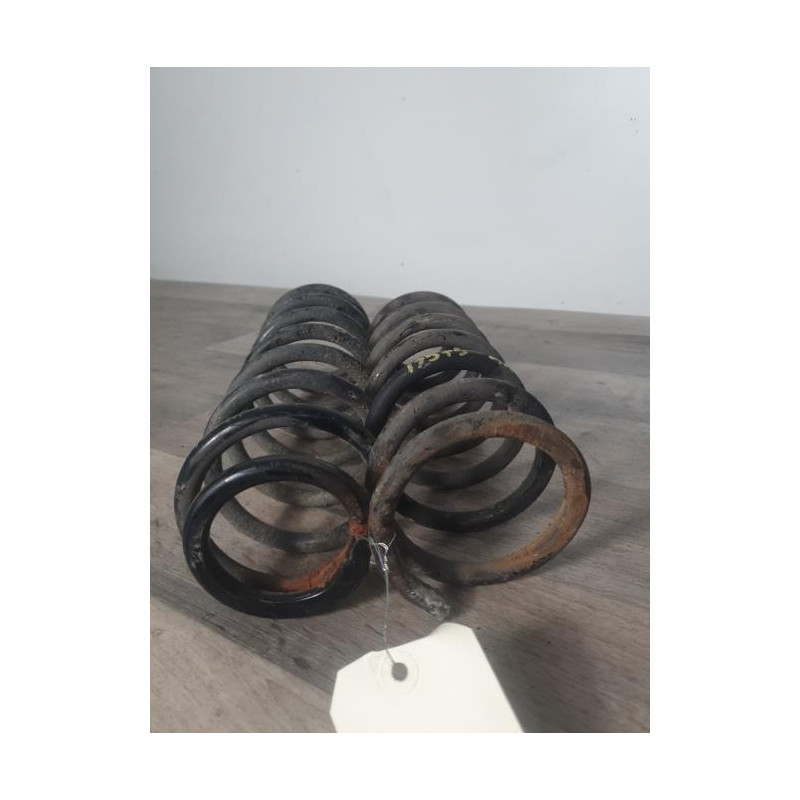 Ressort de suspension arriere SUZUKI GRAND VITARA 1 d’occasion
