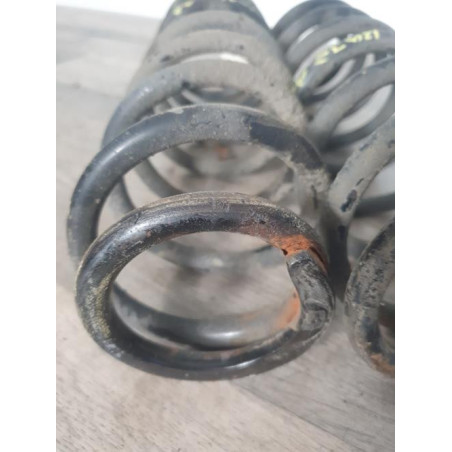 Ressort de suspension arriere SUZUKI GRAND VITARA 1 d’occasion