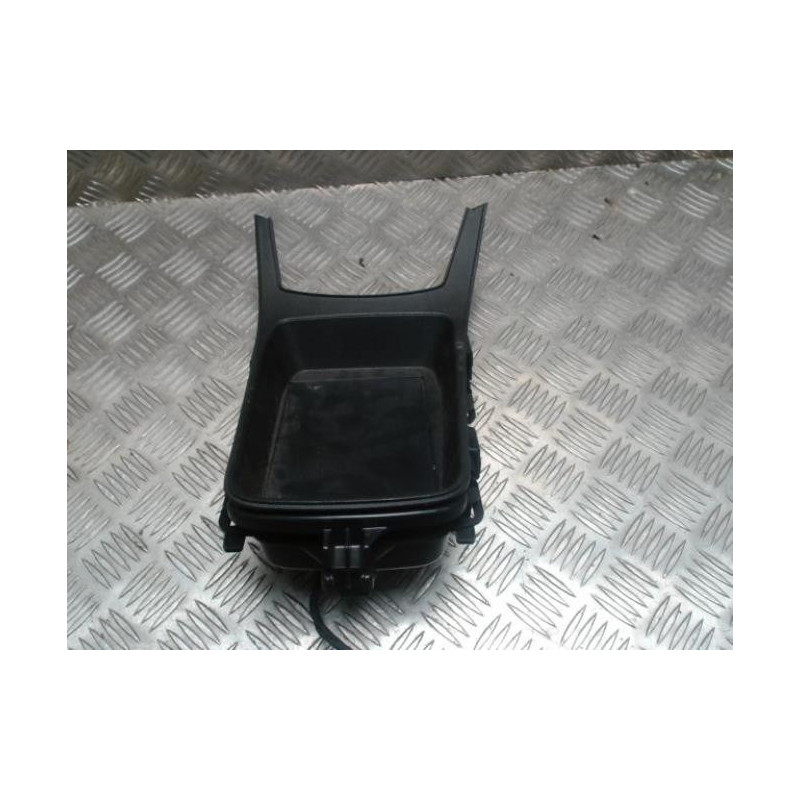 Console central (interieur plastique) RENAULT CAPTUR 2 d’occasion