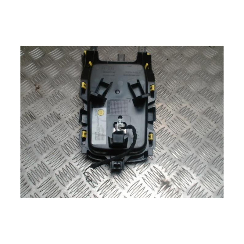 Console central (interieur plastique) RENAULT CAPTUR 2 d’occasion