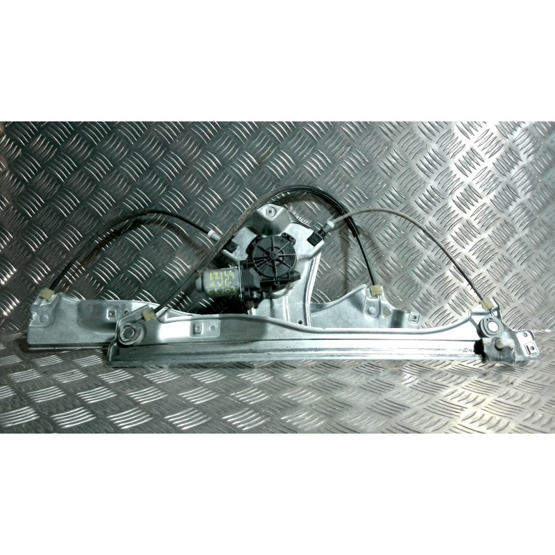 Leve vitre electrique avant gauche RENAULT CLIO 3 PHASE 1 d’occasion
