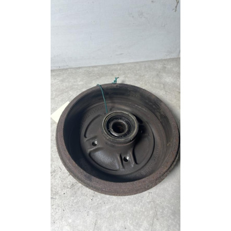 Tambour arriere droit RENAULT CLIO 3 PHASE 1 d’occasion
