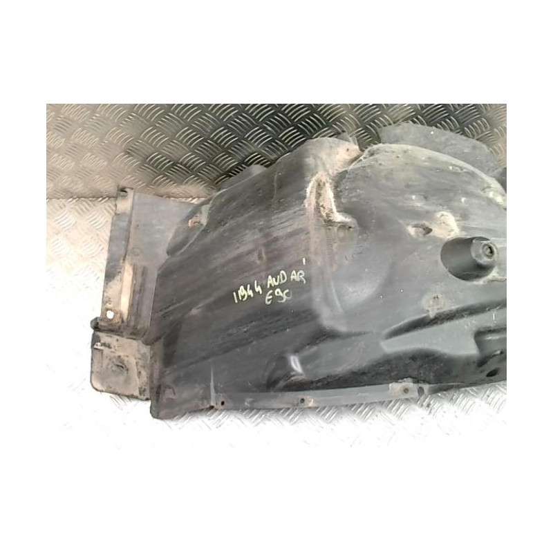 Pare boue avant droit BMW SERIE 3 E90 PHASE 1 d’occasion