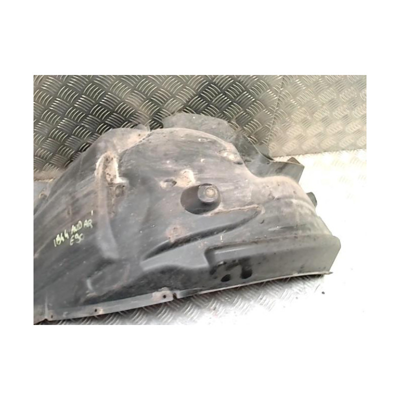 Pare boue avant droit BMW SERIE 3 E90 PHASE 1 d’occasion