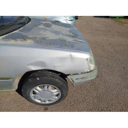 Calandre PEUGEOT 205 PHASE 2 d’occasion